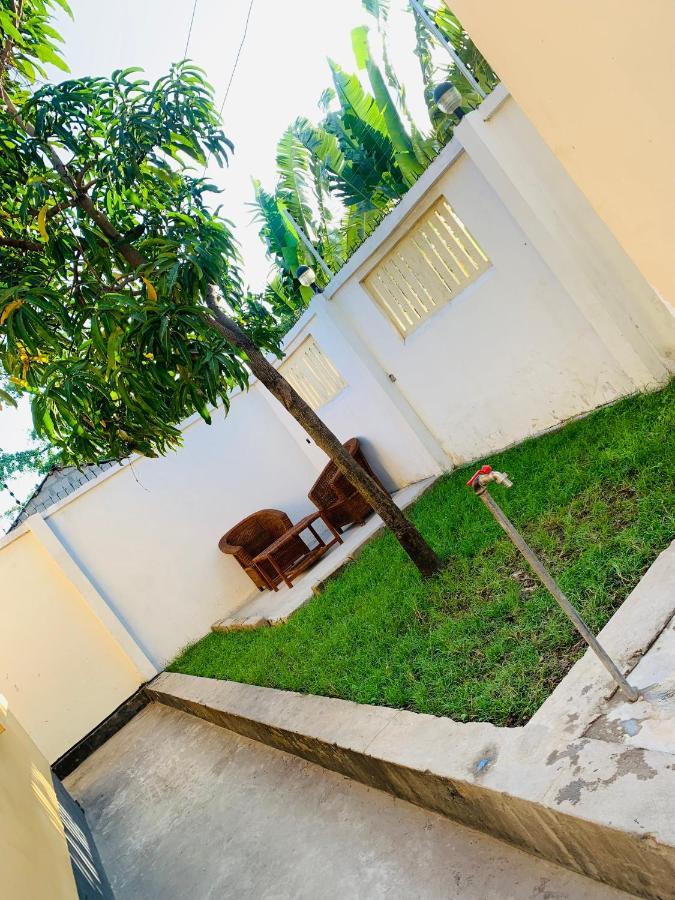 Jambo Hideaway Apartment Dar es Salaam Bagian luar foto